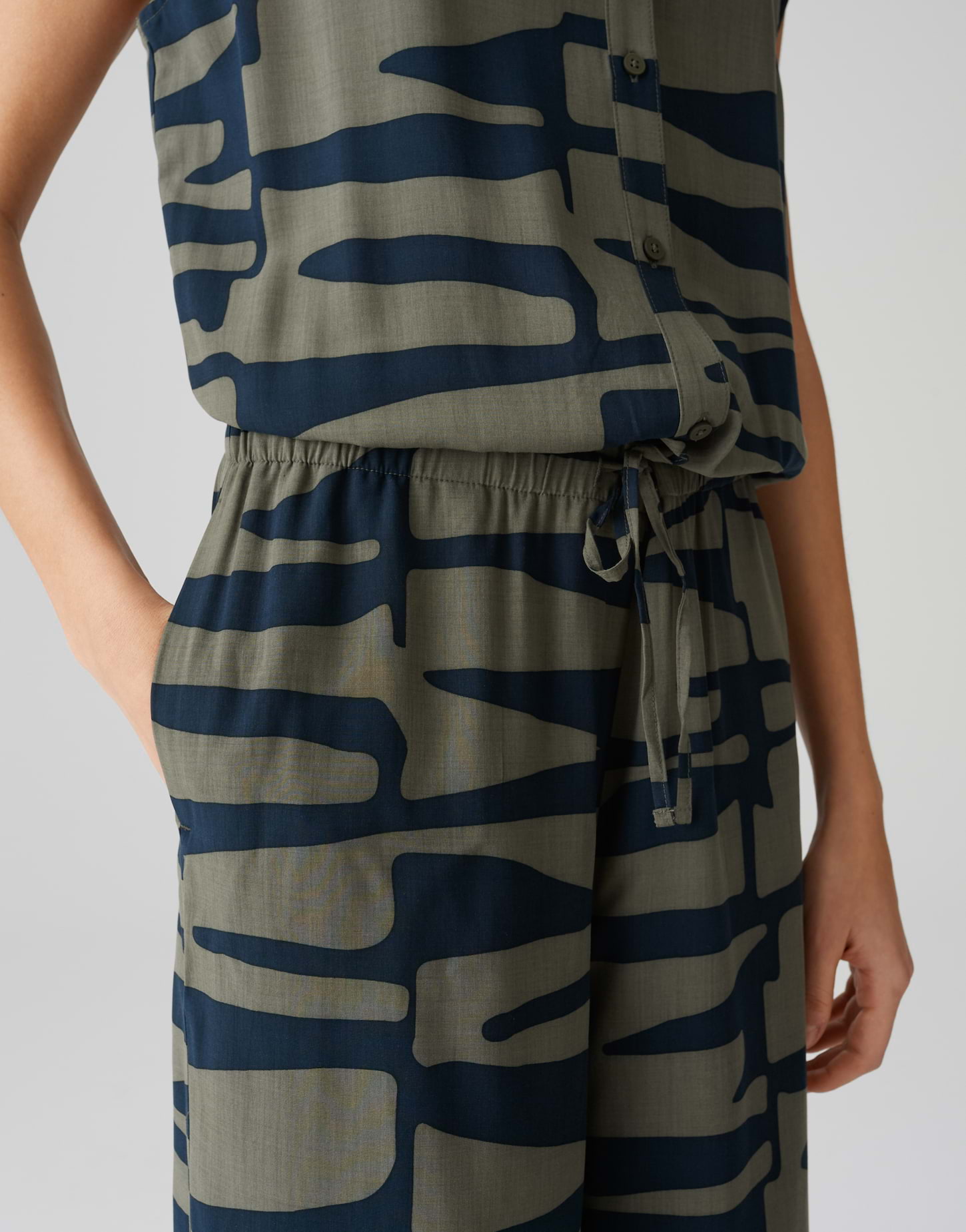 Monny shadow olive leaf 10423313225360-30034