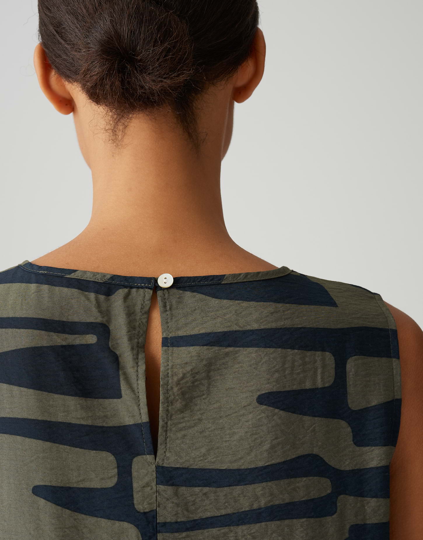 Wenola jungle olive leaf 2270213252100-30034