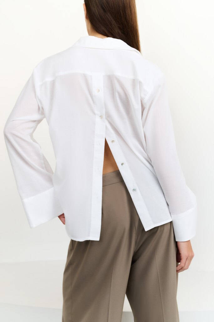 MEDIUM-L_25W_01-301203-507_99948_01-201163-507_99969-011-9384 Blouse back buttons OFF WHITE 1-201163-507-99969