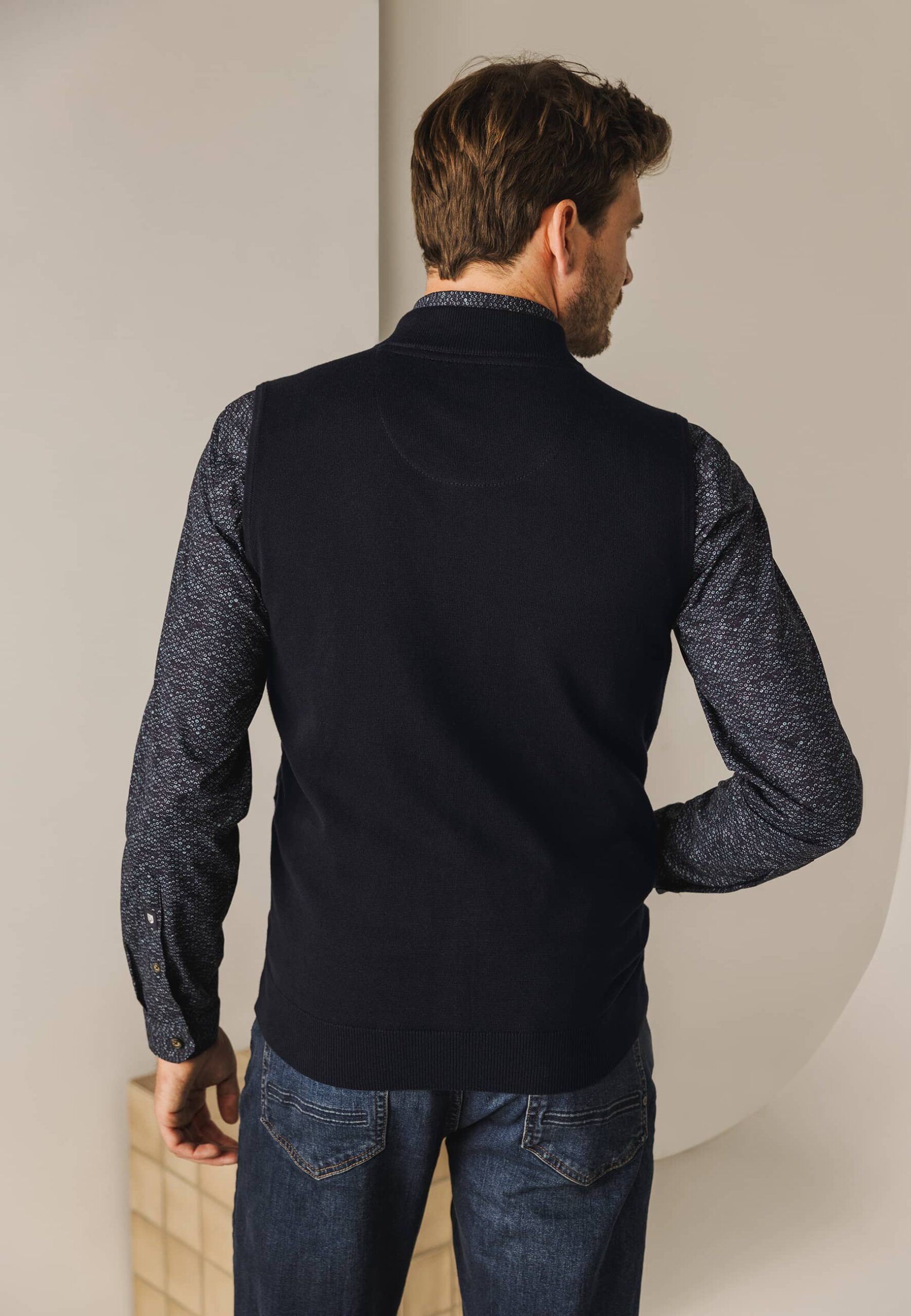 Knitted Gilet Plain 19124082-5900